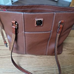 Dooney tote handbag purse